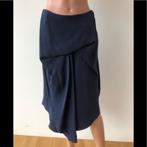 Silk timeless Balenciaga skirt.